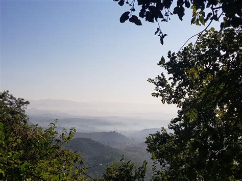 Margalla Hills National Park, Islamabad, Pakistan : r/hiking