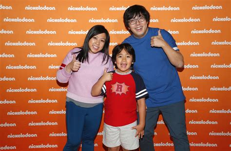 NickALive!: Nickelodeon Hosts 'Nickelodeon Exclusive Presentation' in ...