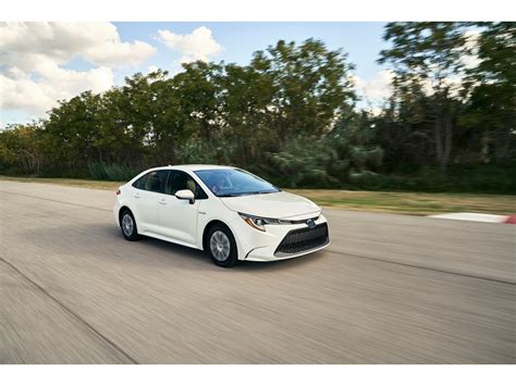 2021 Toyota Corolla Hybrid Pictures: | U.S. News