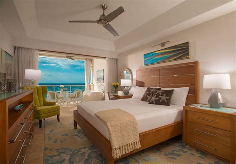 Honeymoon suite at Sandals Montego Bay on the Caribbean island of Jamaica. Sandals Montego Bay ...