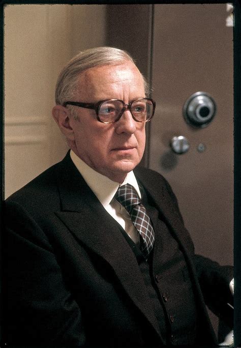 ‘Tinker, Tailor, Soldier, Spy,’ With Alec Guinness - Review - The New York Times