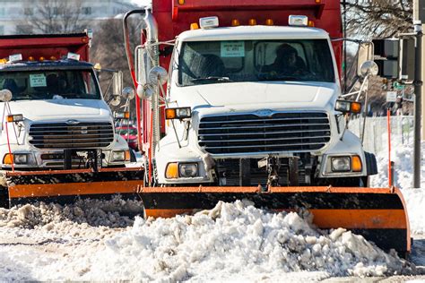 Snow Plows on Pennsylvania Avenue | A convoy of snow plows c… | Flickr