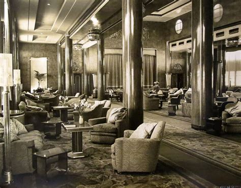 Opulent cinema and dance hall onboard the RMS Queen Mary | 1930's ...