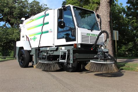 Global M3 Street Sweeper - Bortek PWX