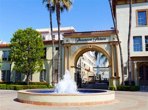 Paramount Pictures Studios - Los Angeles - Connecting Traveller