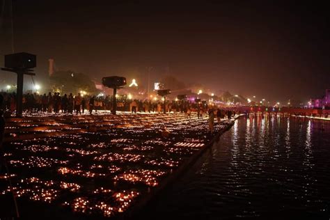 Ayodhya Deepotsav 2023: A Scintillating Display of 22.23 Lakh Diyas ...