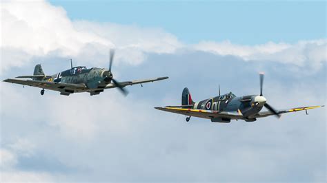 The WW2 Showdown: Spitfire vs Messerschmitt Bf 109 – Petroleum Motoring