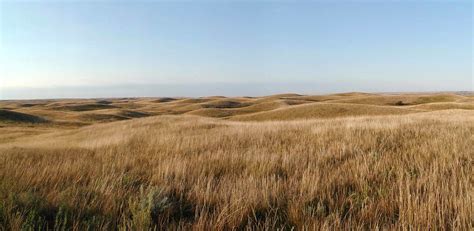 North Dakota Native Prairie | Credit: Rick Bohn / USFWS | Flickr