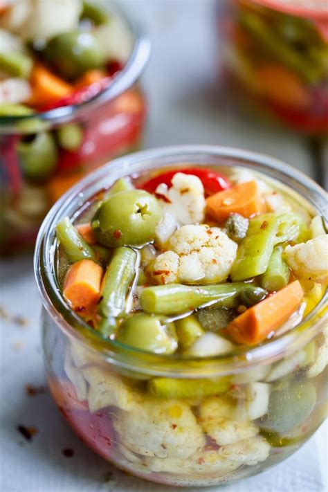 Homemade Giardiniera Recipe (Italian Pickled Vegetables)