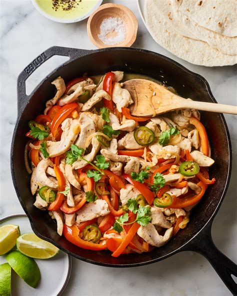 Easy Recipe: Delicious Chicken Fajitas - Prudent Penny Pincher