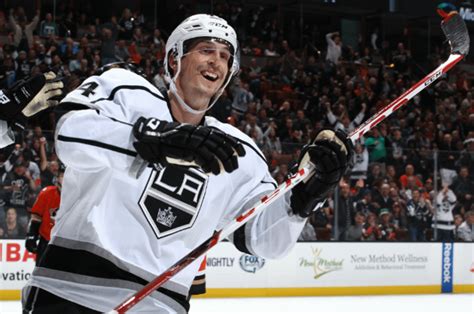 Vincent Lecavalier officially announces retirement after 17 seasons ...