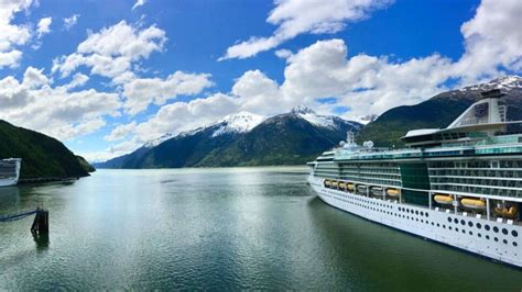 Alaska Cruise or Land Tour: Which Should You Do?