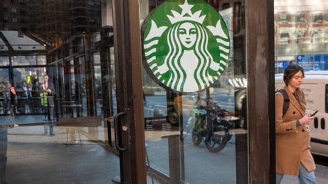 Starbucks blames 'misrepresentation' after Israel Gaza protests - BBC News