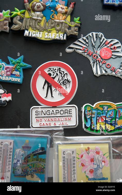 Singapore Souvenir Magnets Stock Photo - Alamy