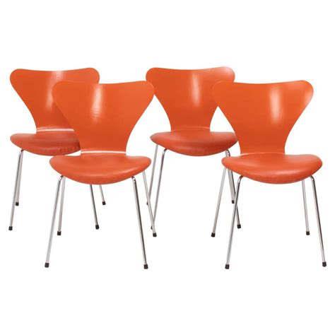 Arne Jacobsen Furniture - 875 For Sale at 1stDibs | arne jacobsen chair ...