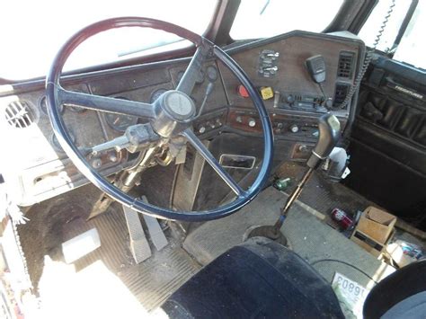 Freightliner FLC Right Instrument Panel Cluster for a 1985 Freightliner ...