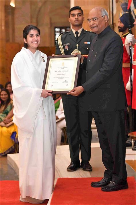 President of India Confers Nari Shakti Award to Brahma Kumari Sister Shivani – Brahma Kumaris News