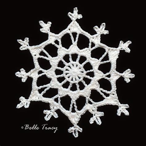 Crochet Treasures: 100 Crochet Snowflakes