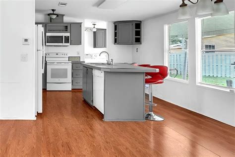 11 Cheap Mobile Home Flooring Ideas