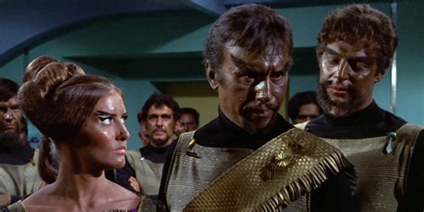 Star Trek's TOS And TNG Klingons Had 1 Big Difference (Not Bumpy Foreheads)