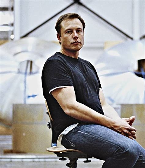 Elon Musk Shows Off Stunning Mars-Bound BFR Tool Next to a Tesla Model 3