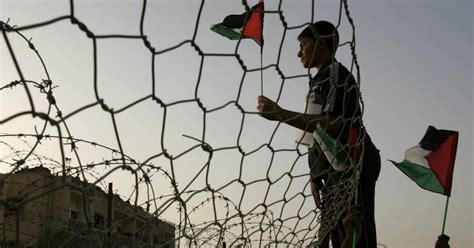 Why is Egypt building more walls around Gaza? - Al-Monitor: The Middle ...