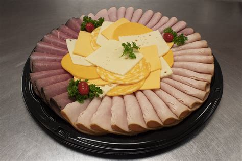 Meat And Cheese Trays – Holiday Foods