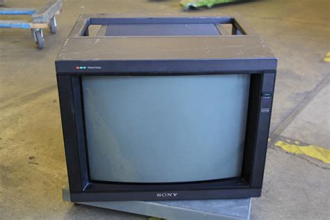 Sony Trinitron 20-Inch RGB Color Video CRT Broadcast Monitor PVM-2030, TESTED | eBay