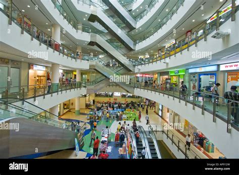 Tekka Shopping Centre Mall Little India Singapore Stock Photo - Alamy