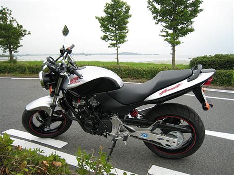 Honda Honda Hornet 250 - Moto.ZombDrive.COM