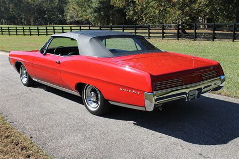 1967 Pontiac Grand Prix - Information and photos - MOMENTcar