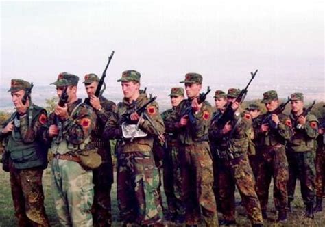 Kosovo Liberation Army (Ushtria Çlirimtare e Kosovës) | Kosovo, Modern war, World conflicts