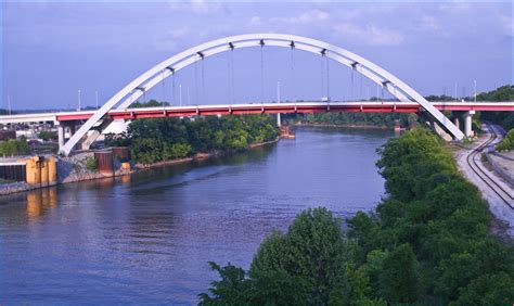 Gateway Bridge -- Nashville (TN) May 2014 | DSC_0095 | Ron Cogswell | Flickr