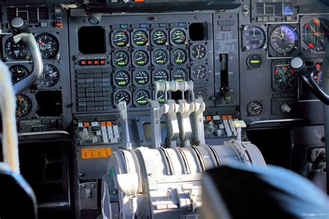 Boeing 747 cockpit (Technik Museum Speyer) - A photo from Speyer ...