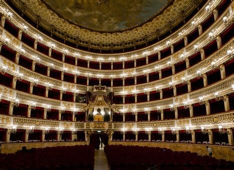 Naples’ magnificent Teatro San Carlo reopens after renovations — Il Globo