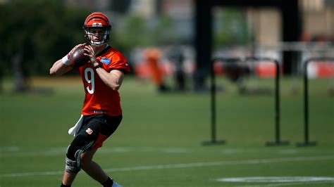 OTAs: Cincinnati Bengals quarterback Joe Burrow updates knee recovery