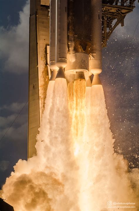 Closeup photograph I shot of Falcon 9's Merlin 1D engines during its ...