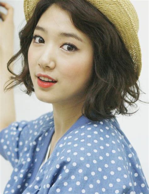 Park Shin Hye Hairstyles in Heartstrings | Set up Trend | Short hair ...