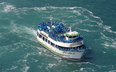 #1 Famous Maid Of The Mist Boat Tour Niagara Falls, NY