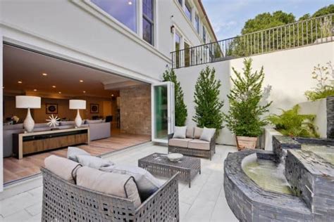 21 Most Fabulous Walkout Basement Patio Ideas to Improve Your Home ...