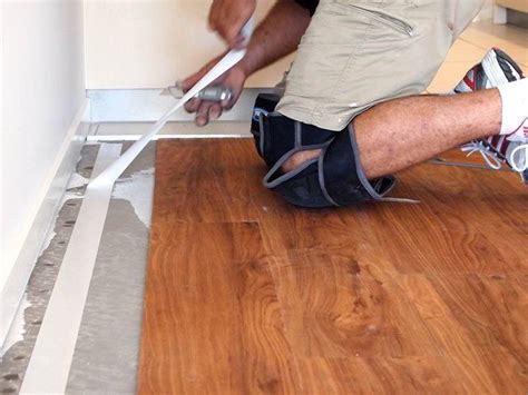 How to Lay the Perfect Loose Lay Vinyl Plank Flooring | Tile Wizards