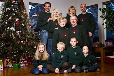 Our Alaskan Adventure 2010: The Wagner Family at Christmas