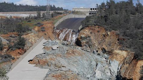 'Is risk gone?' Confusion as the Oroville Dam crisis grew - ABC30 Fresno