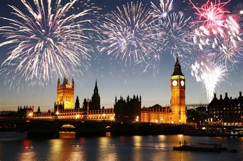 Guy Fawkes Night 2014 | New year's eve in london, London fireworks, New ...
