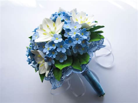 Wedding bouquet with white ornithogalum and forget-me-not