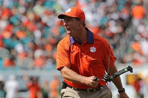 Dabo Swinney rips into Clemson at midfield despite 42-0 lead over Miami - SBNation.com