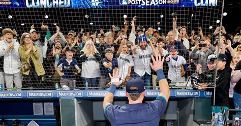 What’s next for Mariners after clinching a playoff spot | The Seattle Times