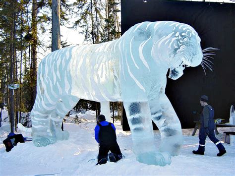 Proof That Being An Ice Sculptor Is Just As Cool As It Sounds | HuffPost