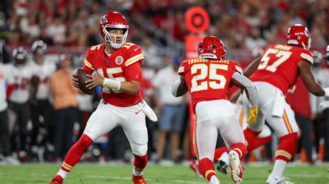 Patrick Mahomes Becomes Fastest QB to 20,000 Passing Yards