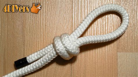 DIY: Tying A Scaffold Knot - YouTube